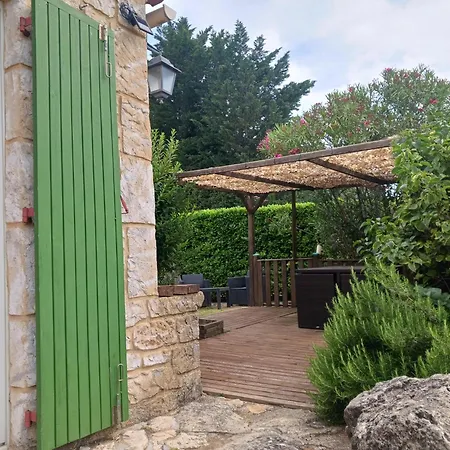 Maisonnette Climatisee Avec Jardin Sabran