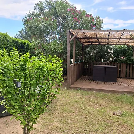 Maisonnette Climatisee Avec Jardin * Sabran