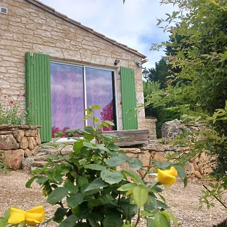 Maisonnette Climatisee Avec Jardin Sabran