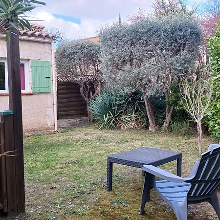 Apartment Climatise Avec Jardin Sabran