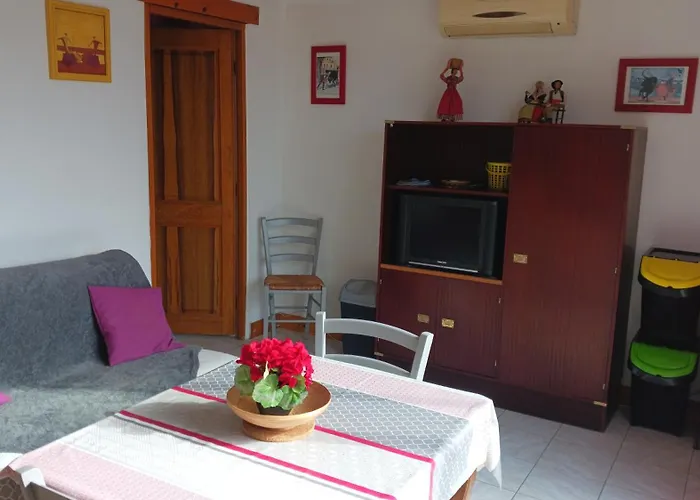 Lägenhet Maisonnette Avec Jardin Sabran